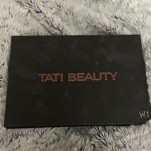 Tati Beauty Eyeshadow Palette